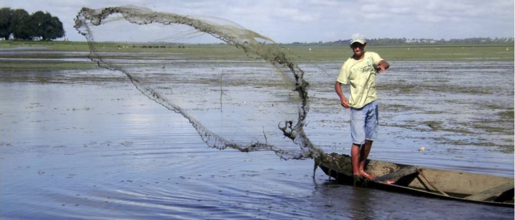 Agora lascou: Governo Federal transfere atribuições das Colônias e Sindicatos dos Pescadores para as prefeituras