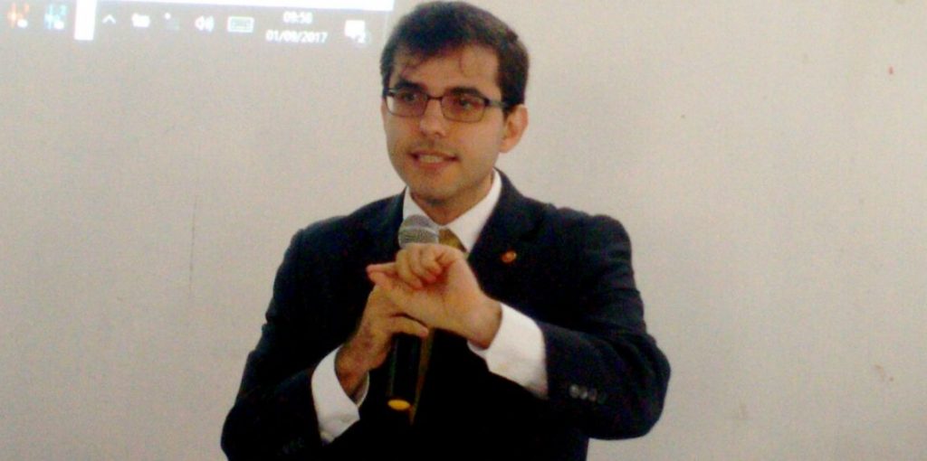 TCE identifica funcionário lotado em 7 prefeituras do Maranhão; promotor explica campanha do MPMA