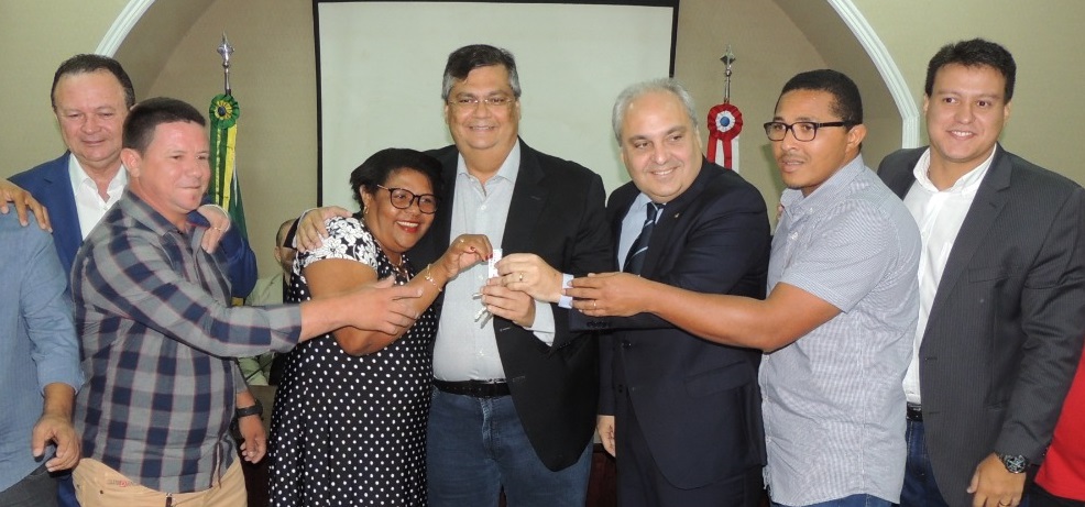 Prefeita de São Vicente destaca parceria com o Governo do Estado e sugere disputar reeleição em 2020