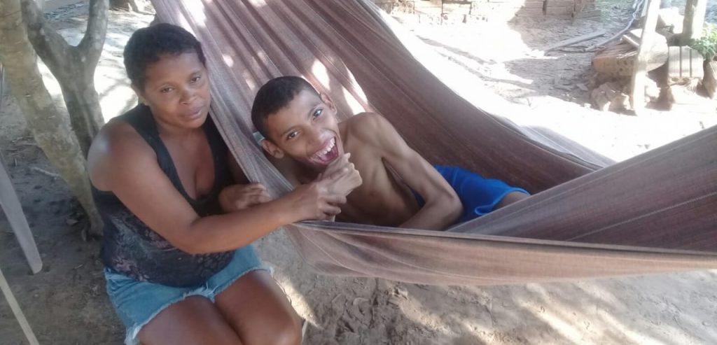 Conheça a história de Clebenilson, jovem de 16 anos e tetraplégico do povoado Guaribal, em São João Batista