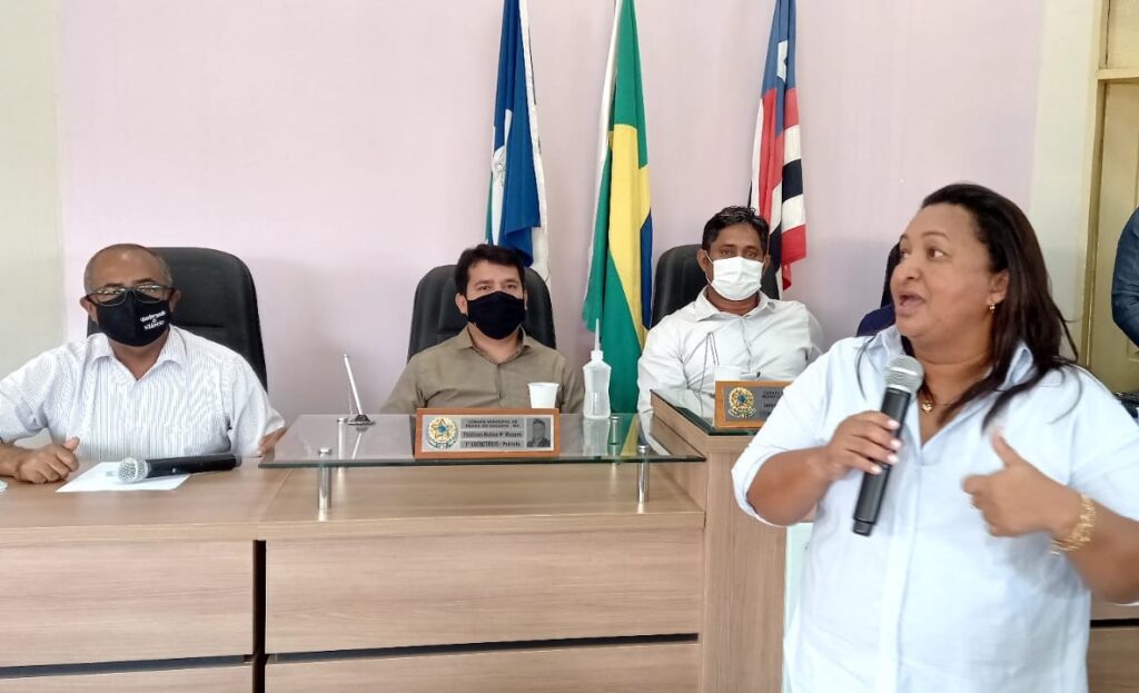 Toca Serra presta contas do primeiro ano do governo e anuncia obras para inaugurar este mês em Pedro do Rosário