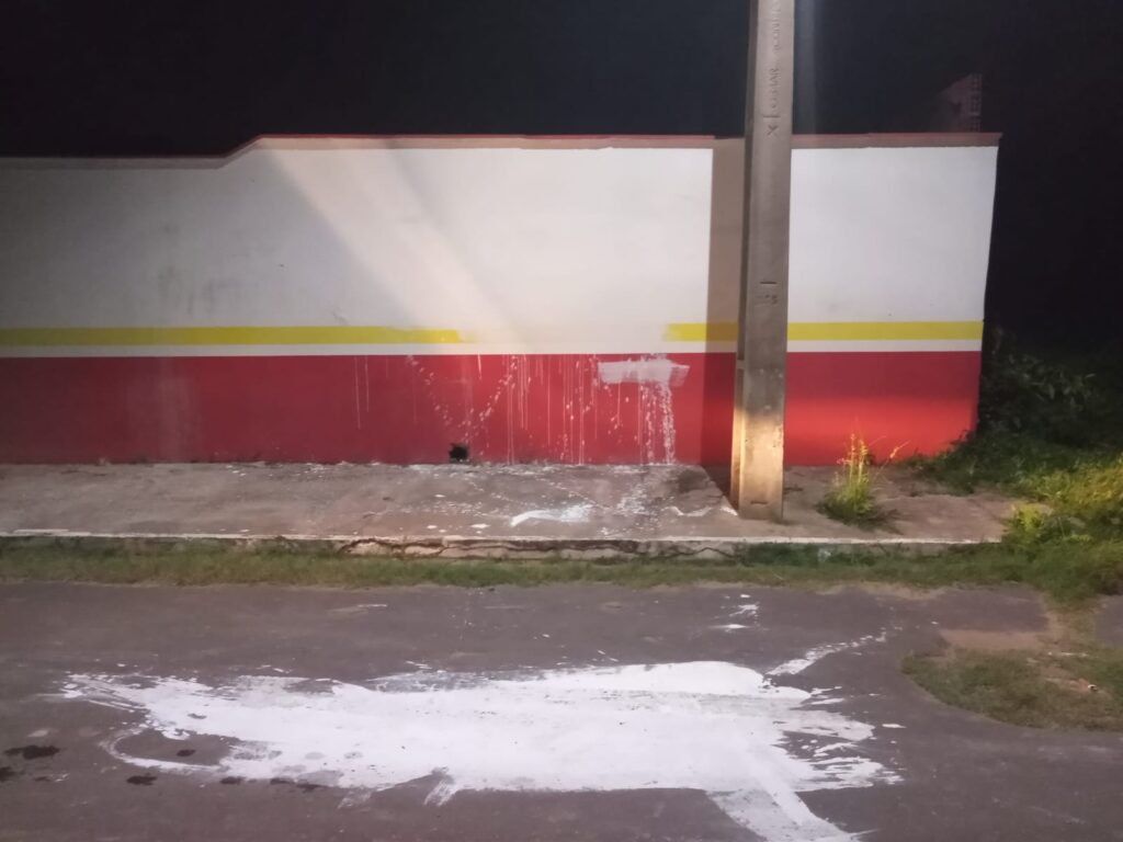 Jovem de 21 anos é preso após pichar parede do Colégio Militar de Penalva com nome do ‘Bonde dos 40’