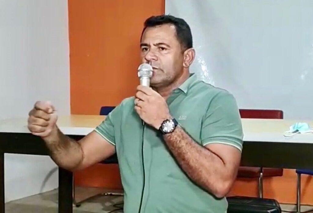 Justiça dá 15 dias para prefeito de São João Batista restabelecer descontos de contribuições de associados ao SindProf