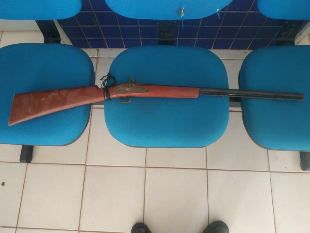 Em Vitória do Mearim, adolescente de 13 anos atira acidentalmente nas costas de criança de nove anos com espingarda do avô