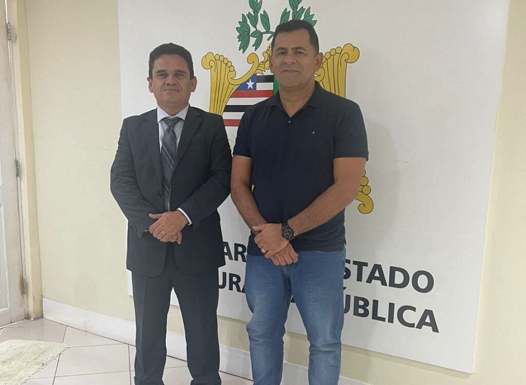 Prefeito de São João Batista se reúne com adjunto de Segurança Pública e pede aumento de policiais e unidade móvel de emissão de documentos