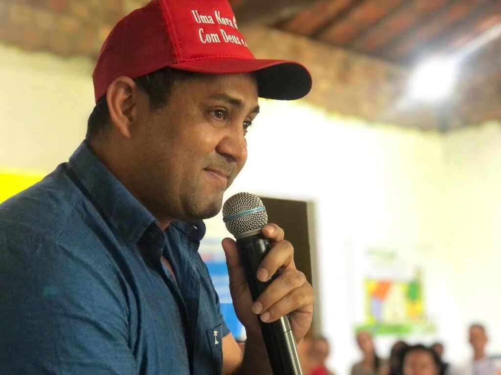 Em parceria com o Governo, prefeito Toca Serra entrega e anuncia novas obras para moradores de Pedro do Rosário nesta quinta