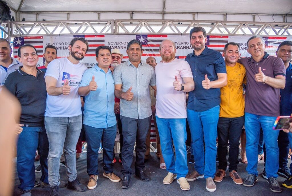 Toca Serra avança em Pedro do Rosário e entrega praça, asfalto, títulos de terras, pescados, cestas básicas e anuncia novas obras para os moradores