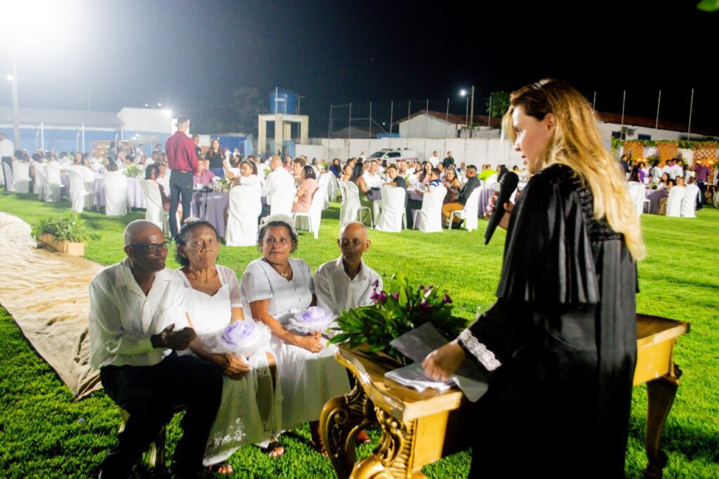 Comarca de Penalva une 115 casais durante casamento comunitário; vejam as fotos