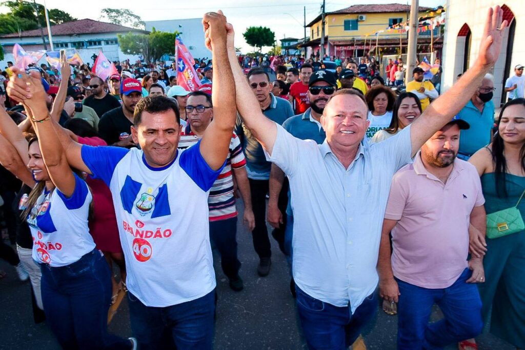 Prefeito Mecinho lidera mega motocarreata de apoio a Brandão em São João Batista