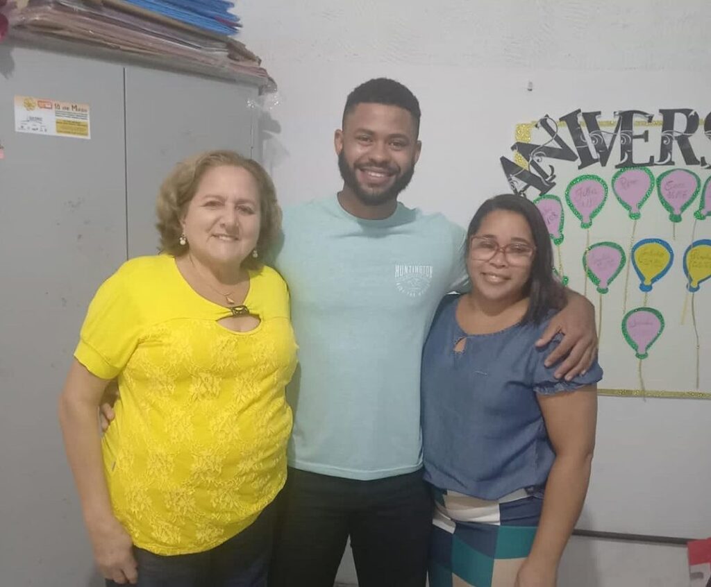 Prefeita de Olinda Nova do Maranhão empossa novo secretário de Assistência Social