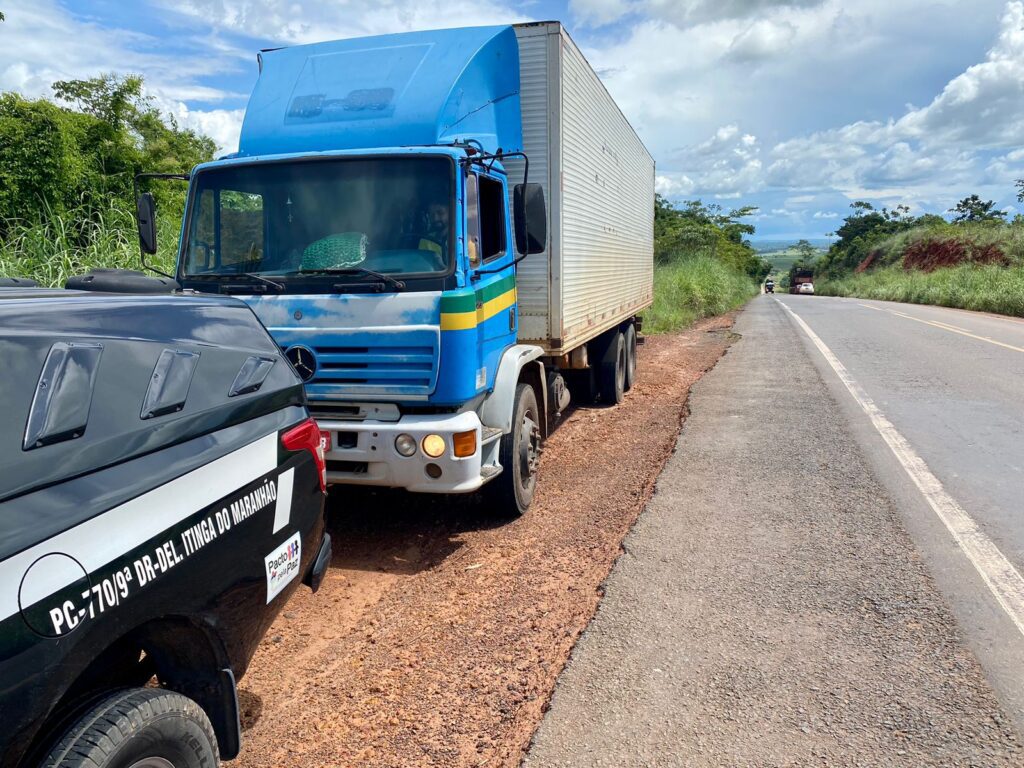 Polícia recupera caminhão roubado em Imperatriz com destino a municípios da Baixada Maranhense