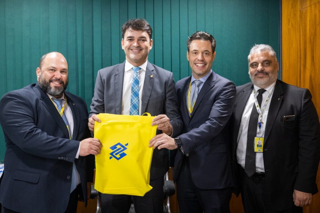 A pedido de Willame Barros, deputado Rubens Jr conversa com diretores do BB para funcionamento pleno da agência de São João Batista