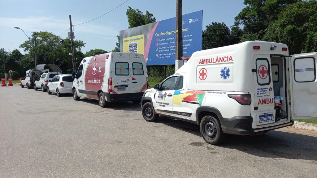 Agora lascou: governo de Carlos Brandão limita travessia de apenas duas ambulâncias da Baixada por viajem no ferryboat
