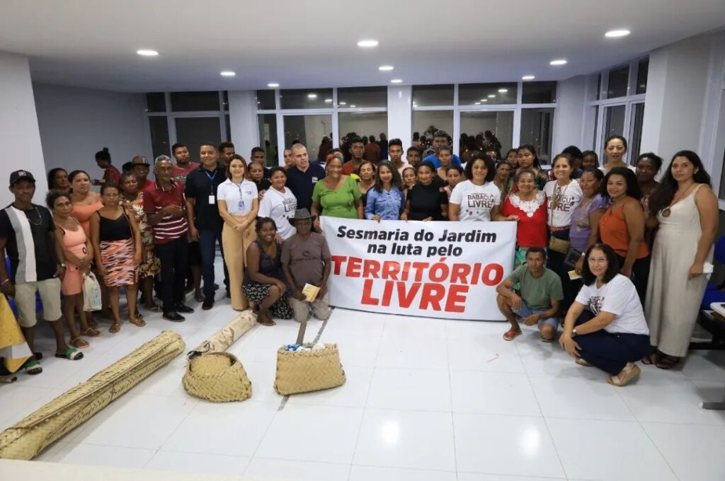 Quebradeiras de coco babaçu pressionam governo do Maranhão a cumprir decreto e regularizar terras em Matinha e Olinda