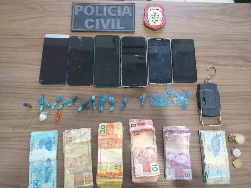 Polícia apreende adolescente com drogas, munições, dinheiro e seis celulares, na Baixada Maranhense