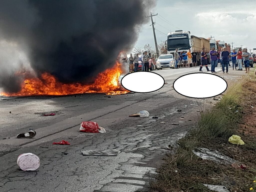 Urgente: acidente entre veículos deixa quatro pessoas mortas e uma ferida entre Arari e Vitória do Mearim