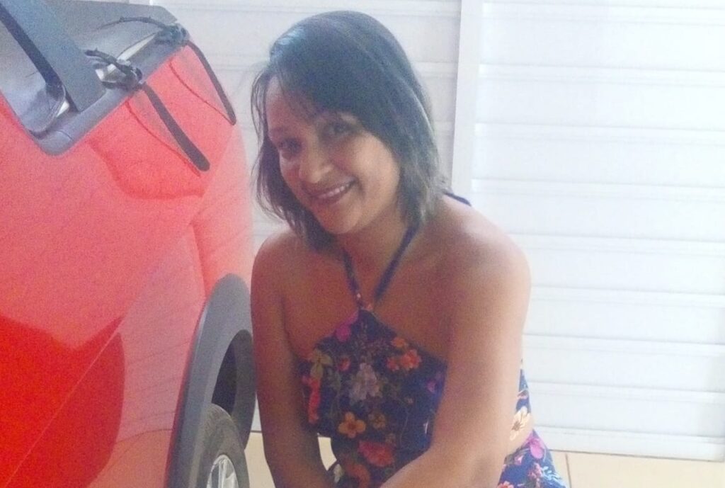 Mulher de 41 anos é executada com 17 perfurações de tiros após sair de um bar na cidade de Matinha
