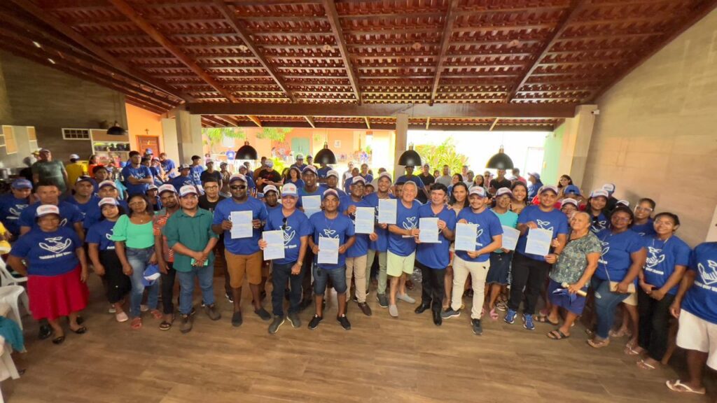 Prefeito de Viana amplia alianças partidárias e apoiadores para reeleição