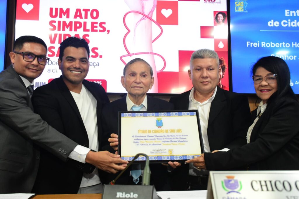 Radialista e jornalista da Baixada Maranhense recebe título de cidadão de São Luís