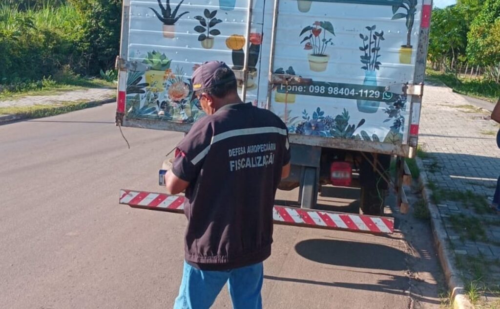 AGED realiza blitz com equipes de São Bento e São João Batista em povoado da Baixada Maranhense