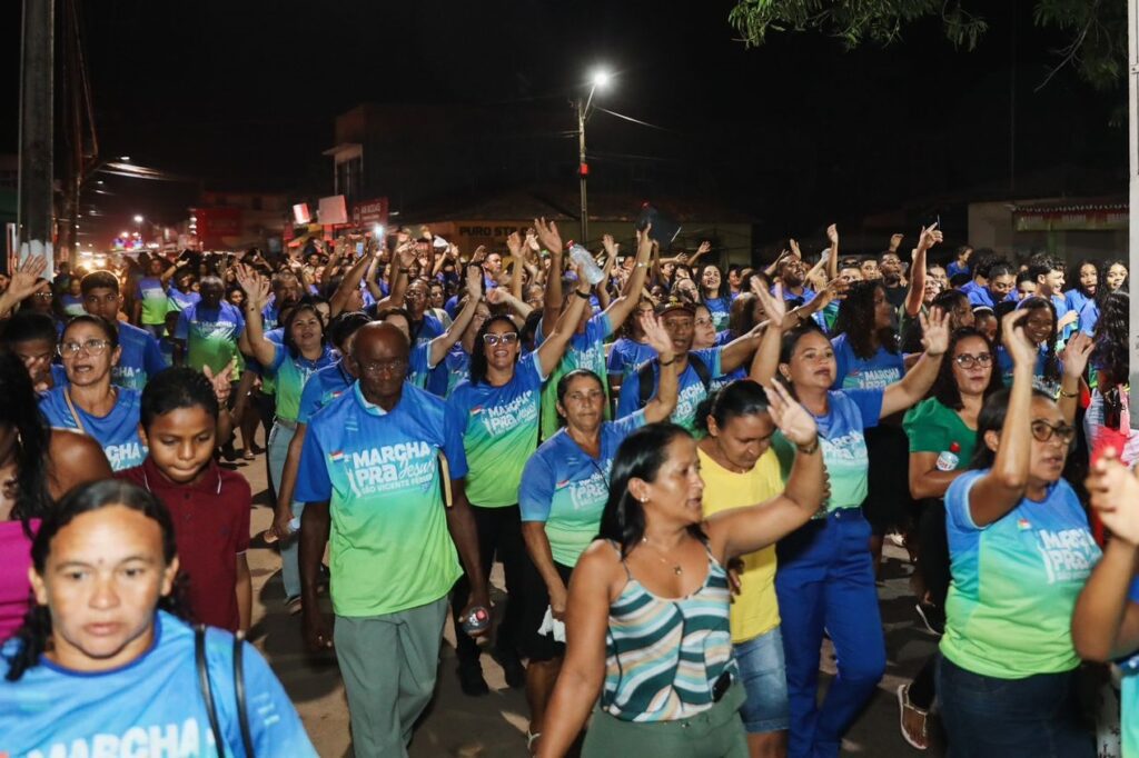 Fiéis percorrem ruas e comemoram Dia do Evangélico na segunda edição da ‘Marcha para Jesus’ em São Vicente Ferrer