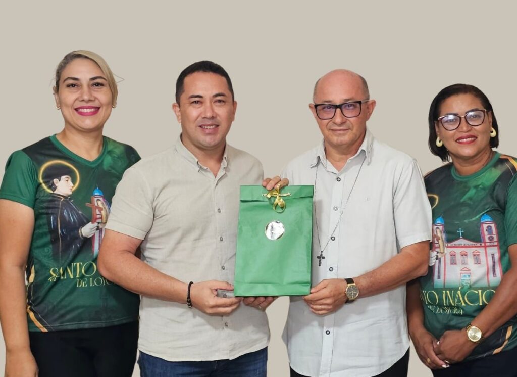 André da RalpNet garante apoio da prefeitura ao tradicional festejo de Santo Inácio de Loyola, padroeiro de Pinheiro