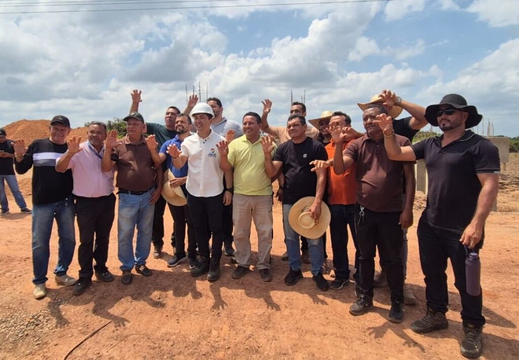 Prefeito André da RalpNet e vereadores vistoriam obras na sede e zona rural de Pinheiro