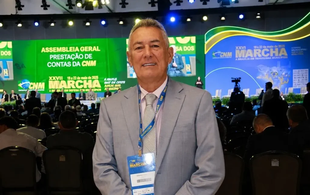 Em Brasília, Carrinho Cidreira cobra solução regional para destinação do lixo na Baixada Maranhense