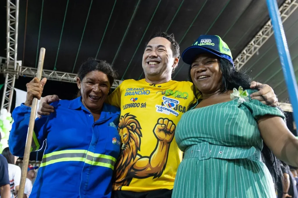 Pinheiro passa a ter maior salário do Brasil para garis após anúncio de André da Ralpnet