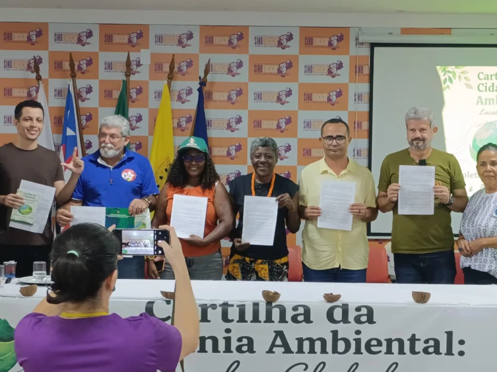 Nonato Moraes assina compromisso com a ciência, a democracia e a soberania no Maranhão