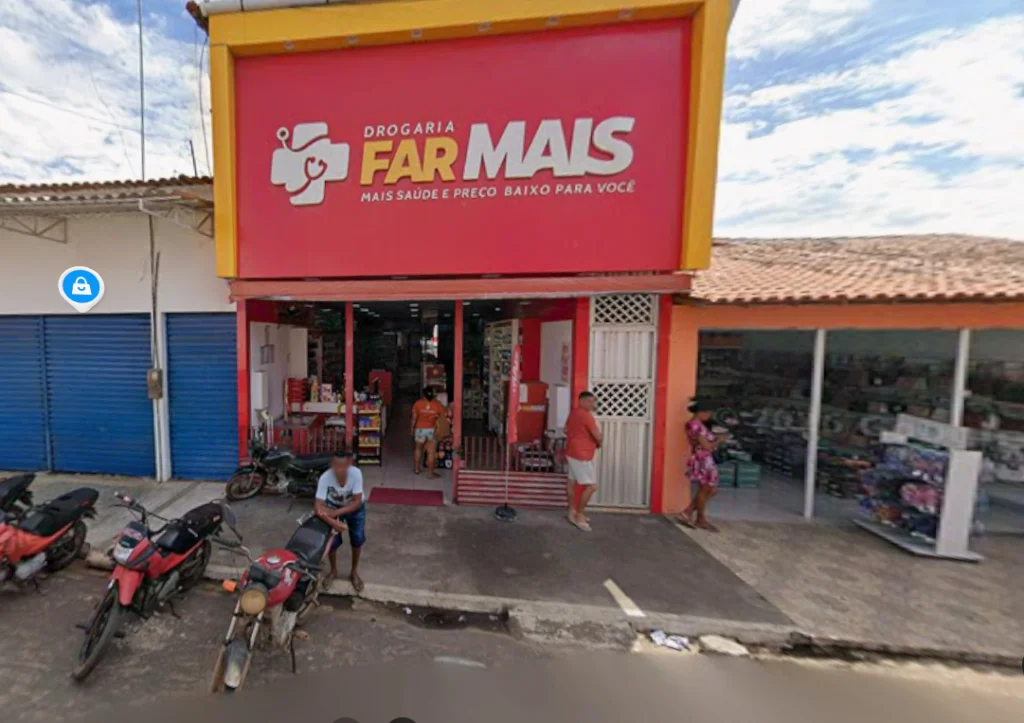 Homem é condenado a pagar R$ 20 mil por chamar funcionários de ‘pretinhos’ em farmácia de São João Batista